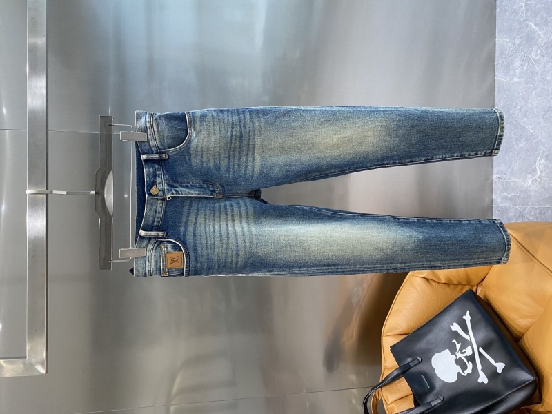 l0vis Vvtt0n jeans
